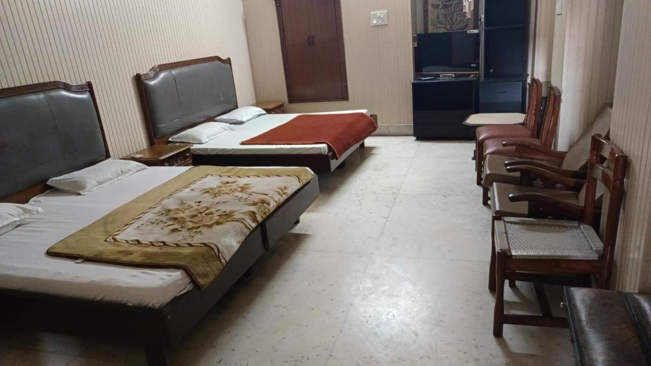 Tourist Guest House Amritszár Kültér fotó