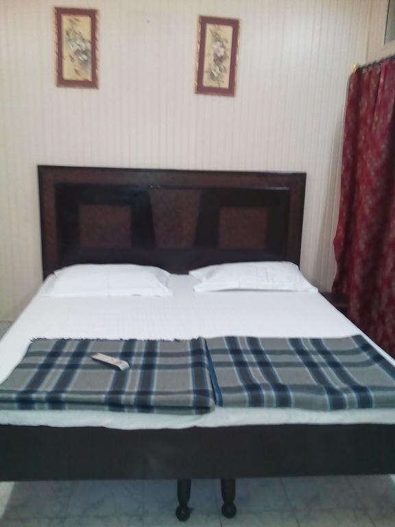 Tourist Guest House Amritszár Kültér fotó
