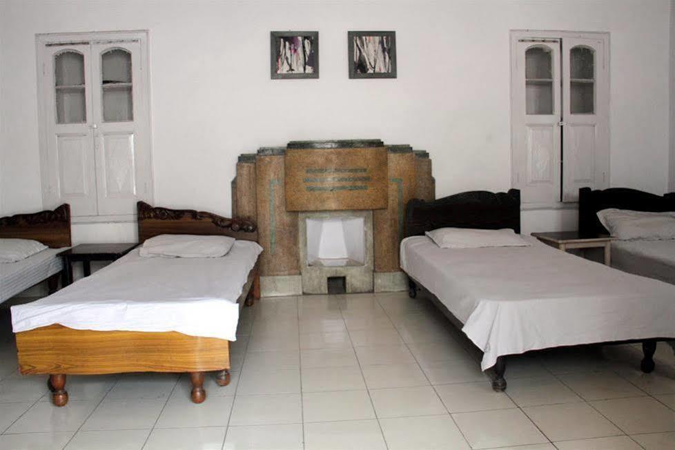 Tourist Guest House Amritszár Kültér fotó