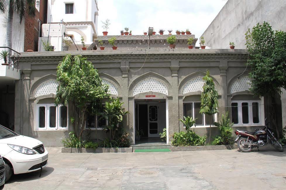 Tourist Guest House Amritszár Kültér fotó