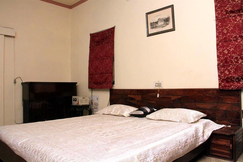 Tourist Guest House Amritszár Kültér fotó