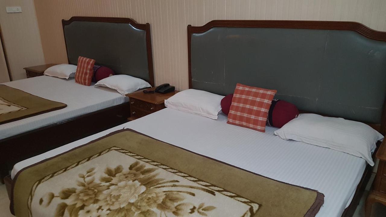 Tourist Guest House Amritszár Kültér fotó